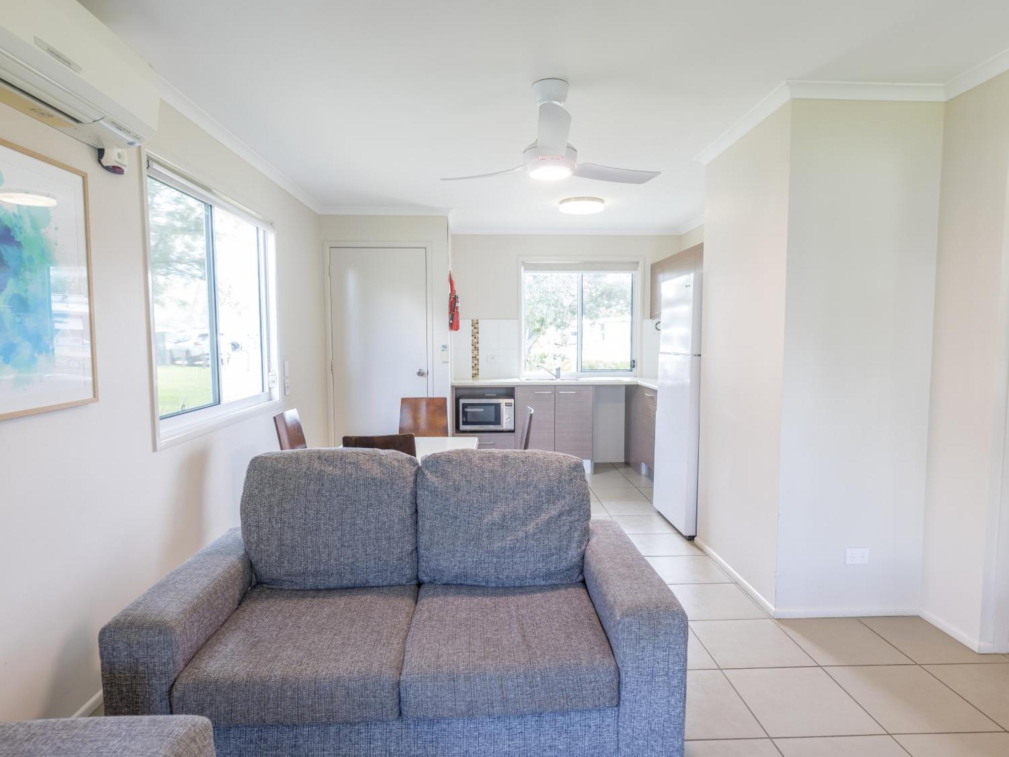 Nrma Lake Somerset Holiday Park Kilcoy Quarto foto